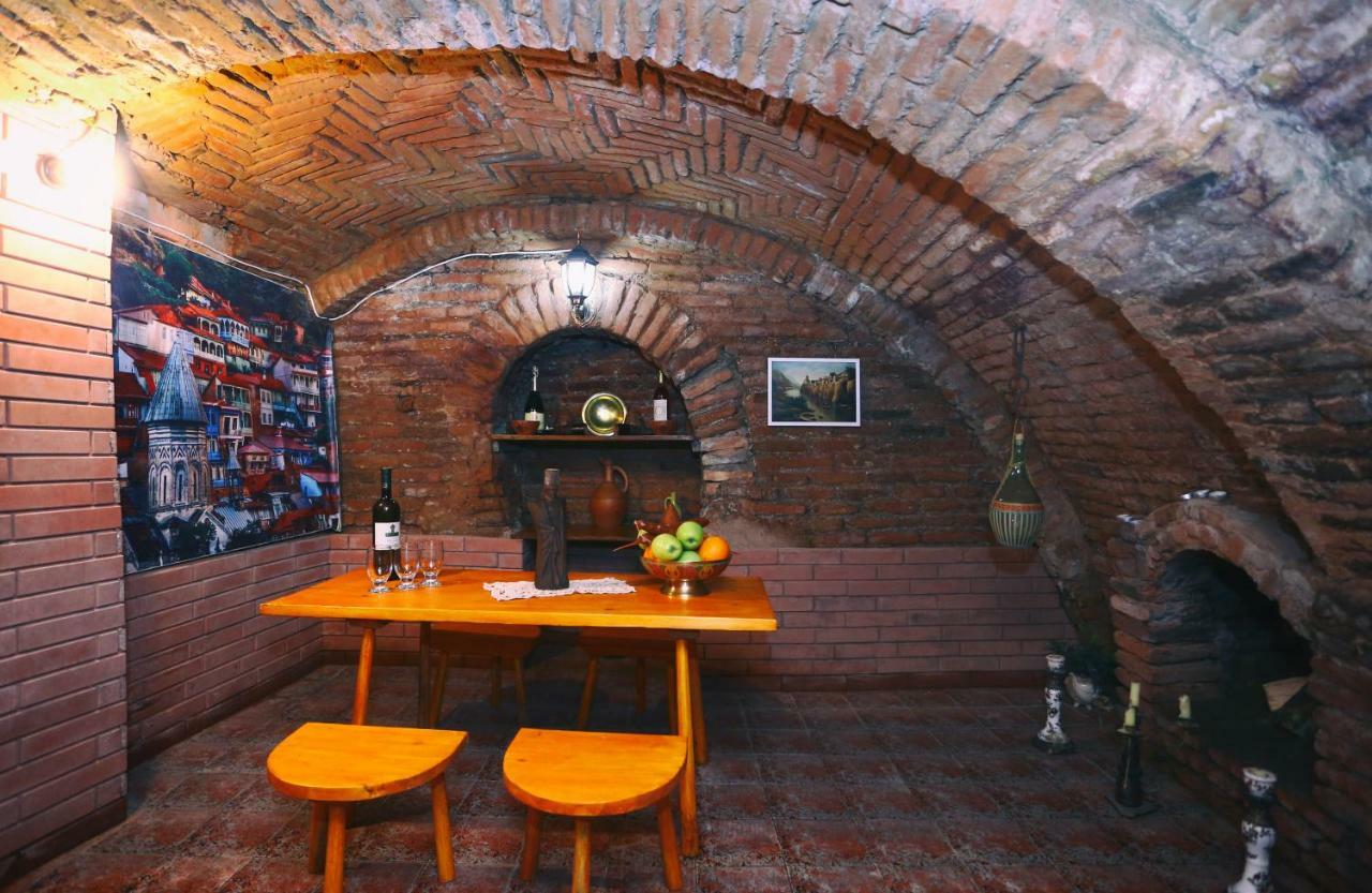 Apartment On Freedom Square Diuma Street 트빌리시 외부 사진